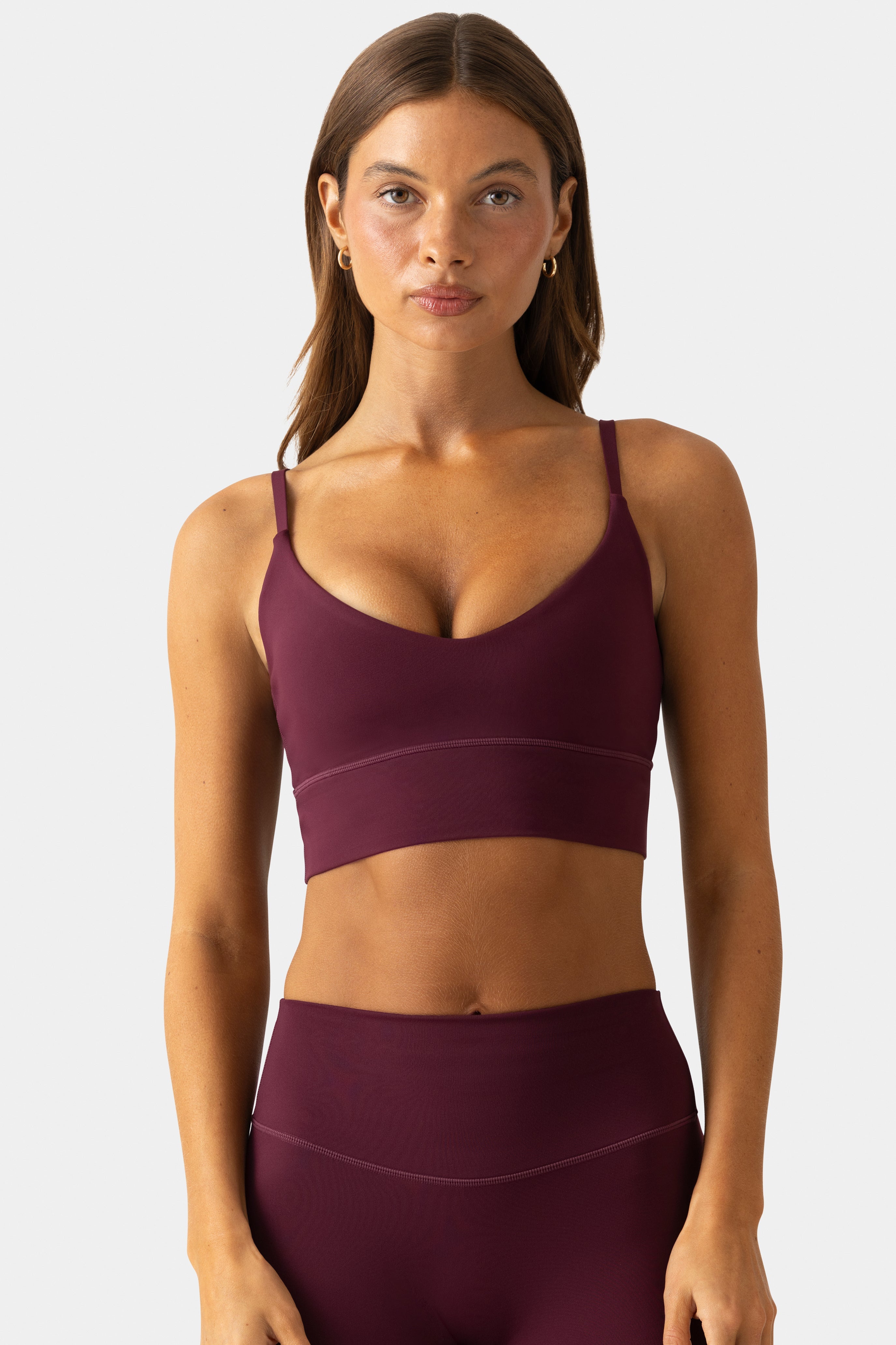 Soft Active Scoop-Neck Sports Bra in Burgundy